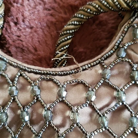 SOLD - Eye-catching green beaded purse - Picture 5 of 5